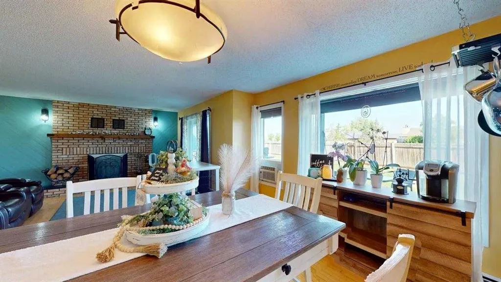 185 Oaks Bay