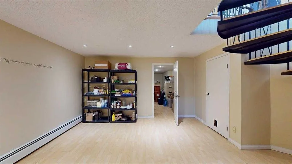 185 Oaks Bay