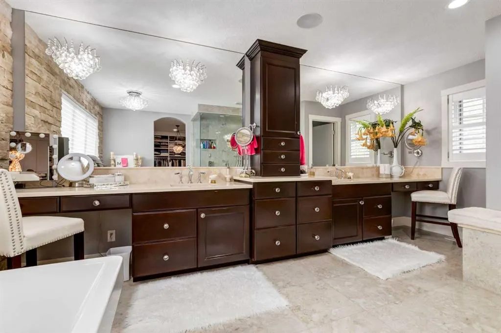 446 Brookside Court