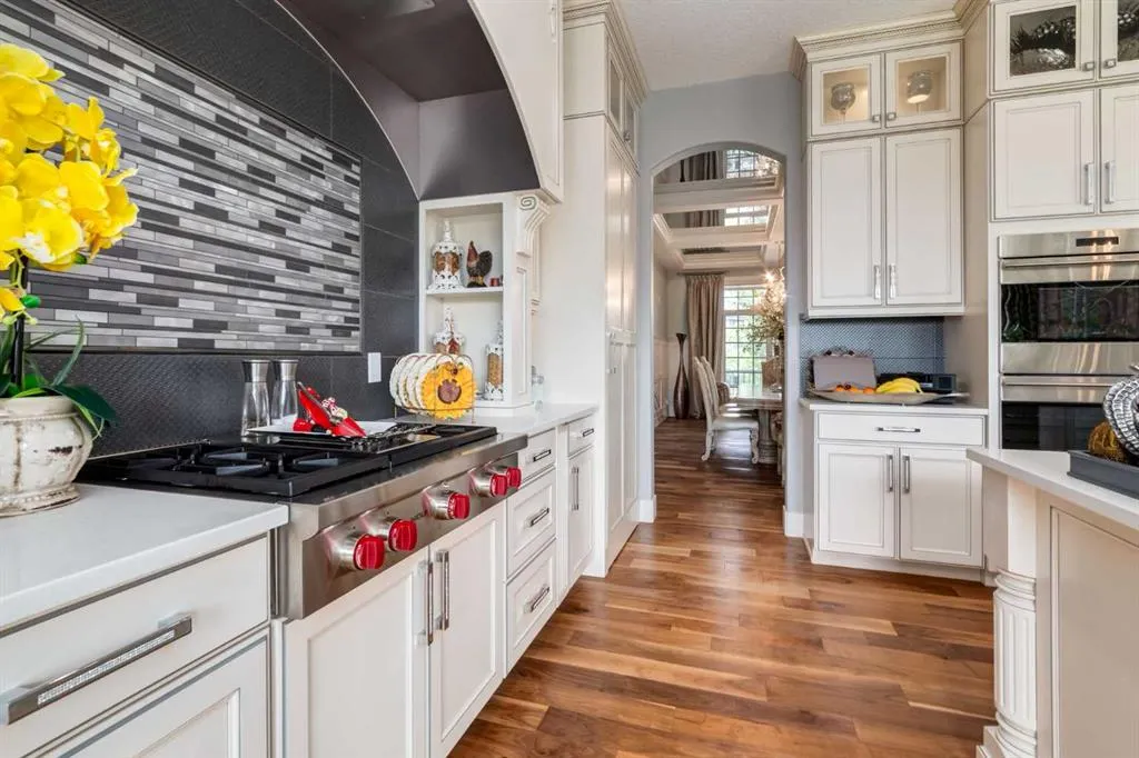 446 Brookside Court