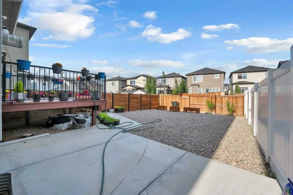 229 Cornerbrook Common NE