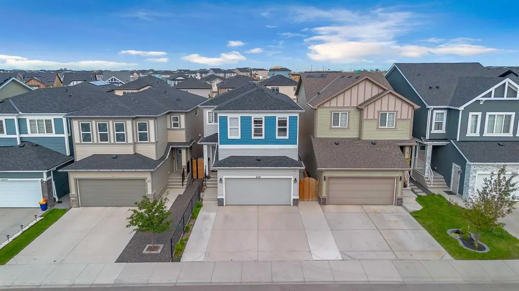 229 Cornerbrook Common NE