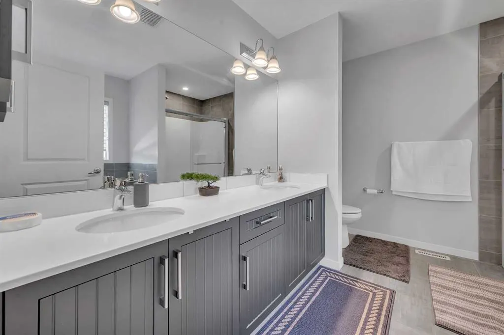 229 Cornerbrook Common NE