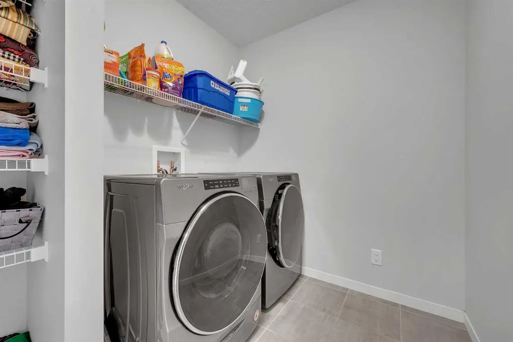 229 Cornerbrook Common NE