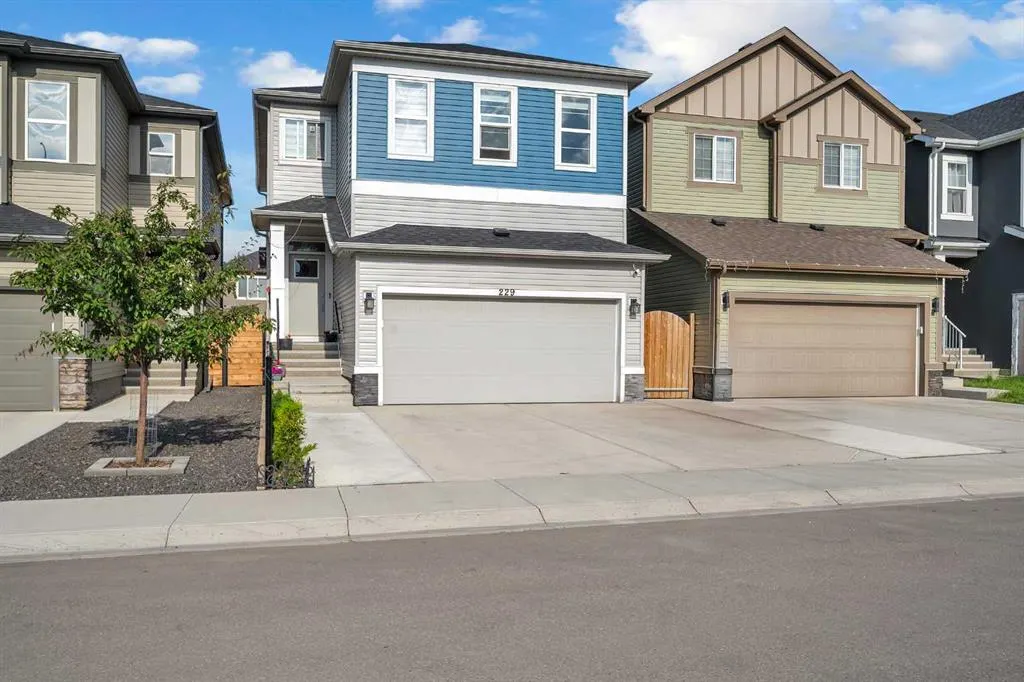 229 Cornerbrook Common NE