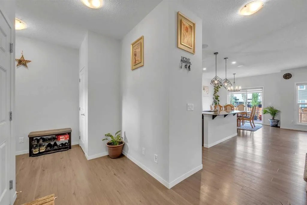 229 Cornerbrook Common NE