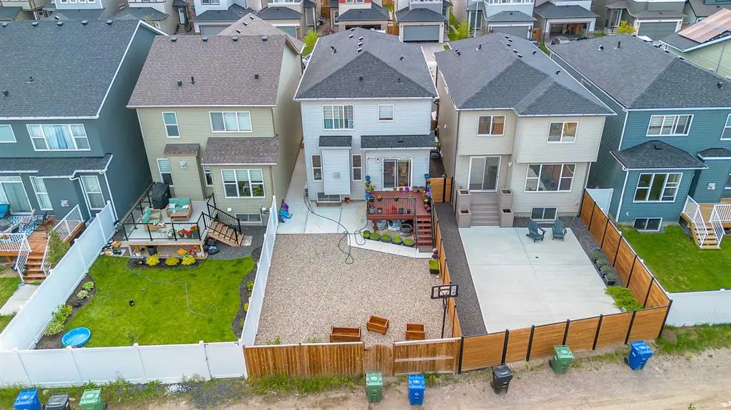 229 Cornerbrook Common NE