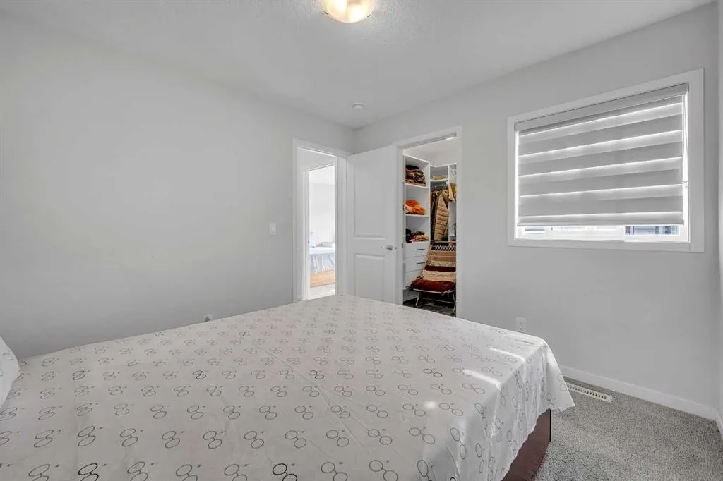 229 Cornerbrook Common NE