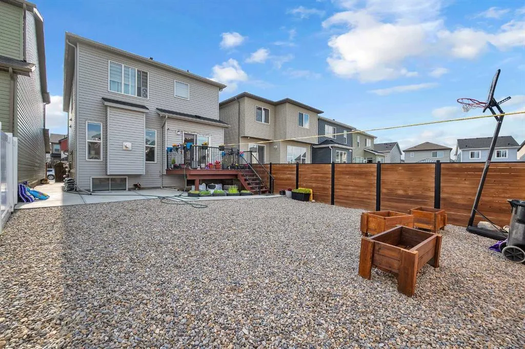 229 Cornerbrook Common NE