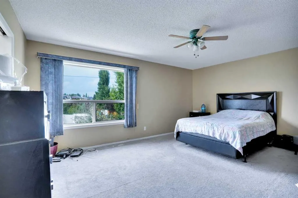 356 Chaparral Drive SE