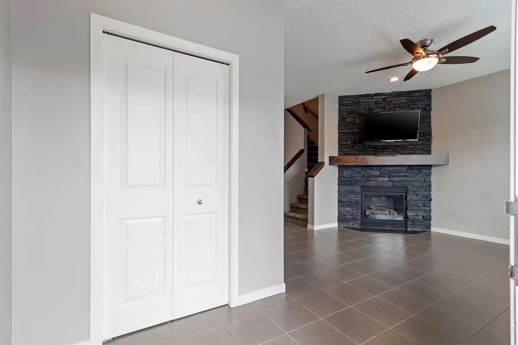 2092 New Brighton Park SE