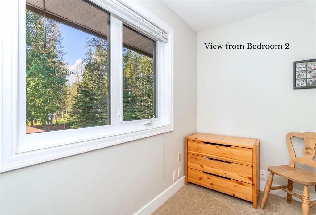 4 Woodside Lane