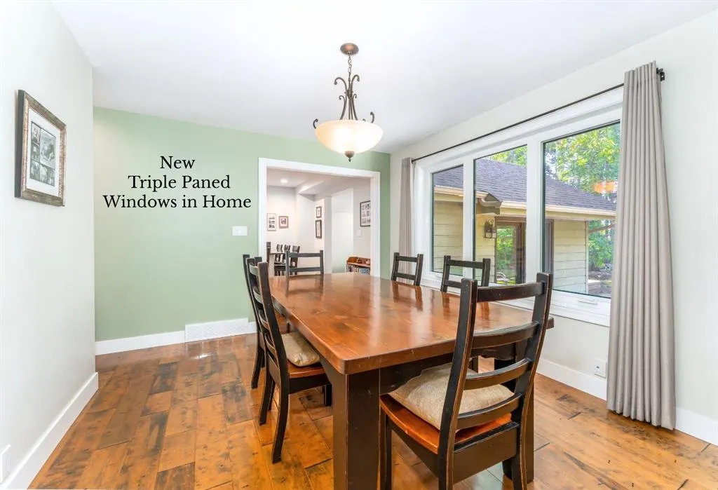 4 Woodside Lane