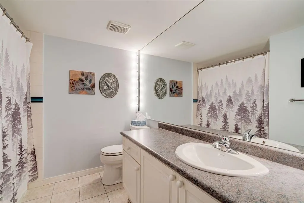 659 4 Avenue NE, #106