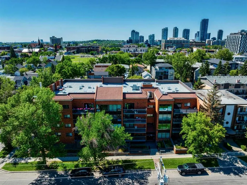 659 4 Avenue NE, #106