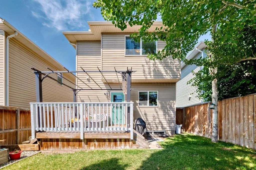 401 Cranberry Circle SE