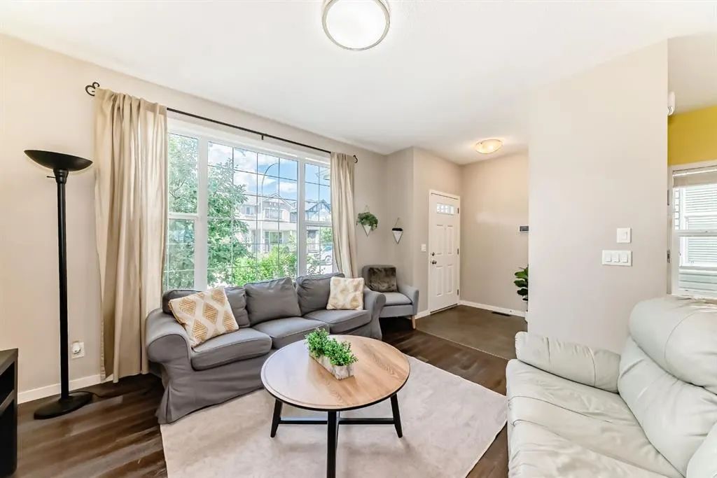 401 Cranberry Circle SE