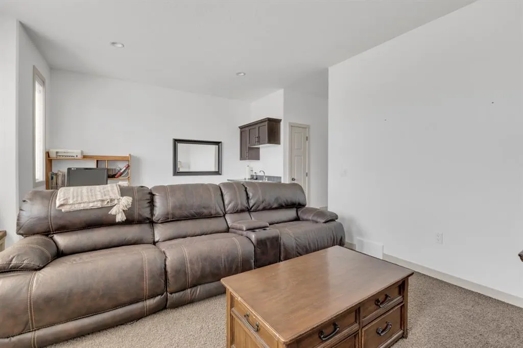 68 Sutherland Close
