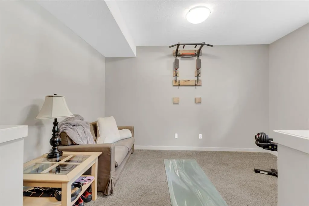 68 Sutherland Close
