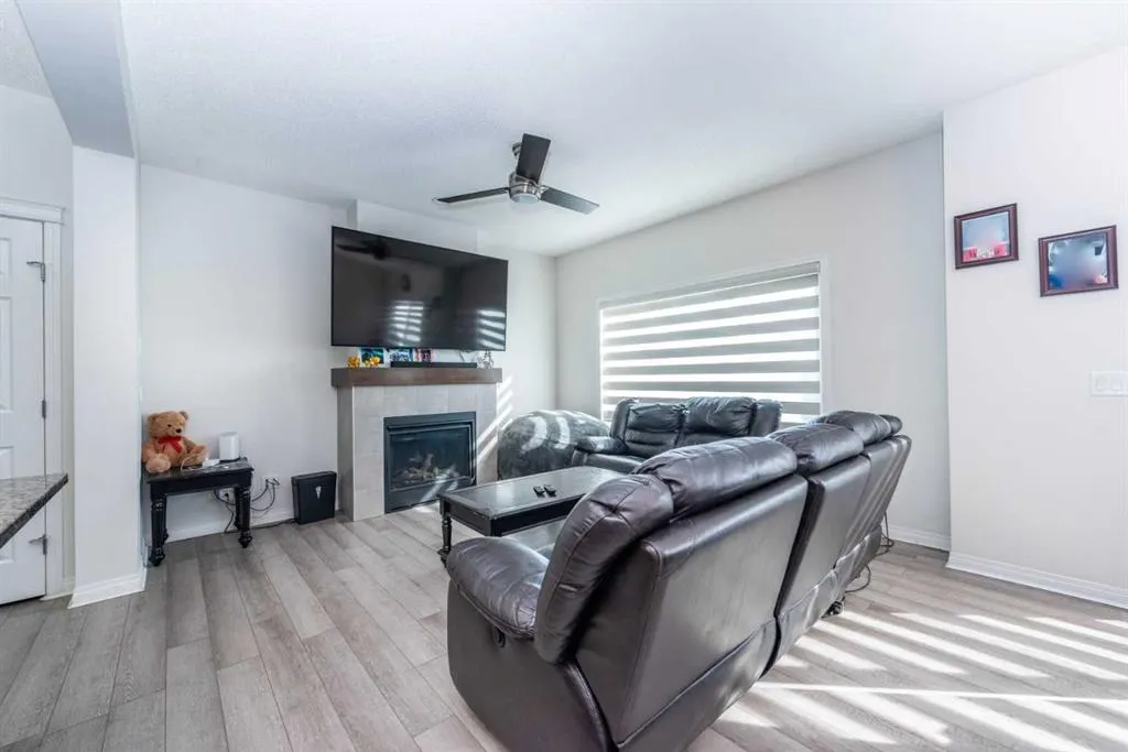 71 Savanna Parade NE
