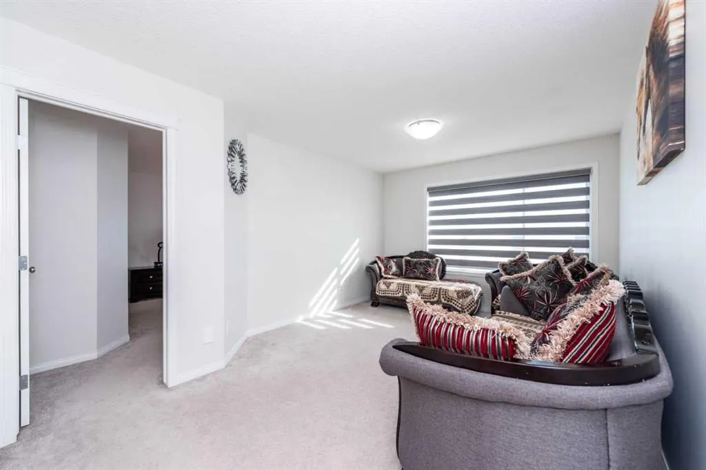 71 Savanna Parade NE