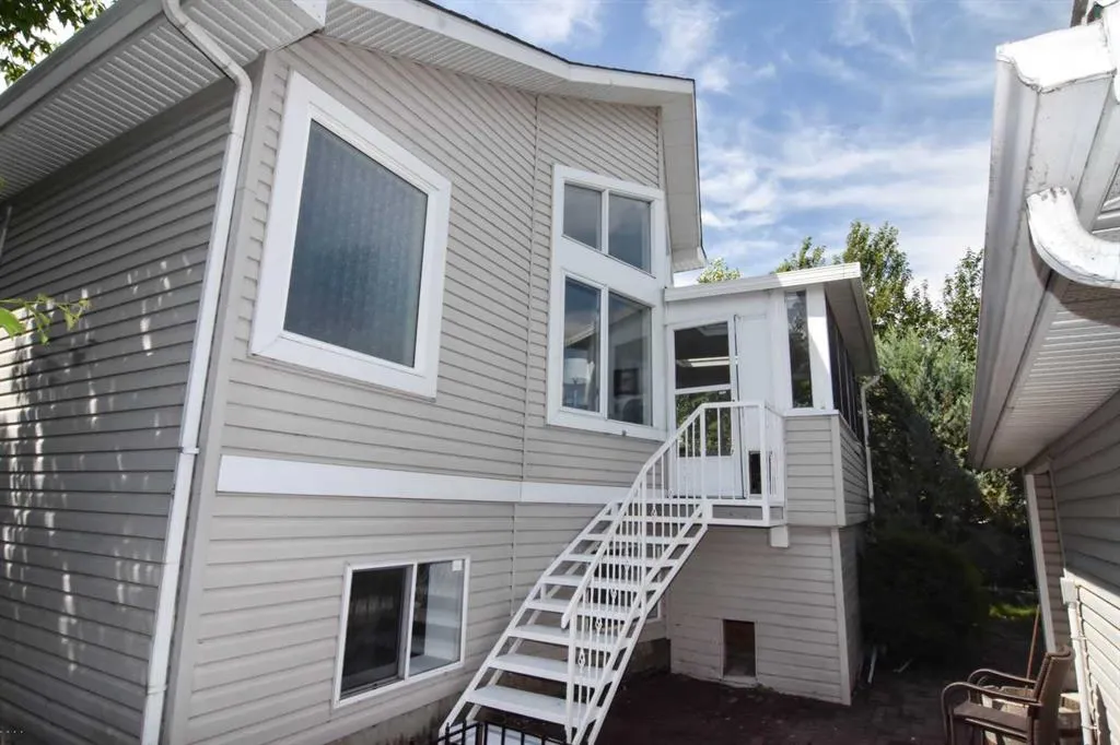 62 Parklane Drive
