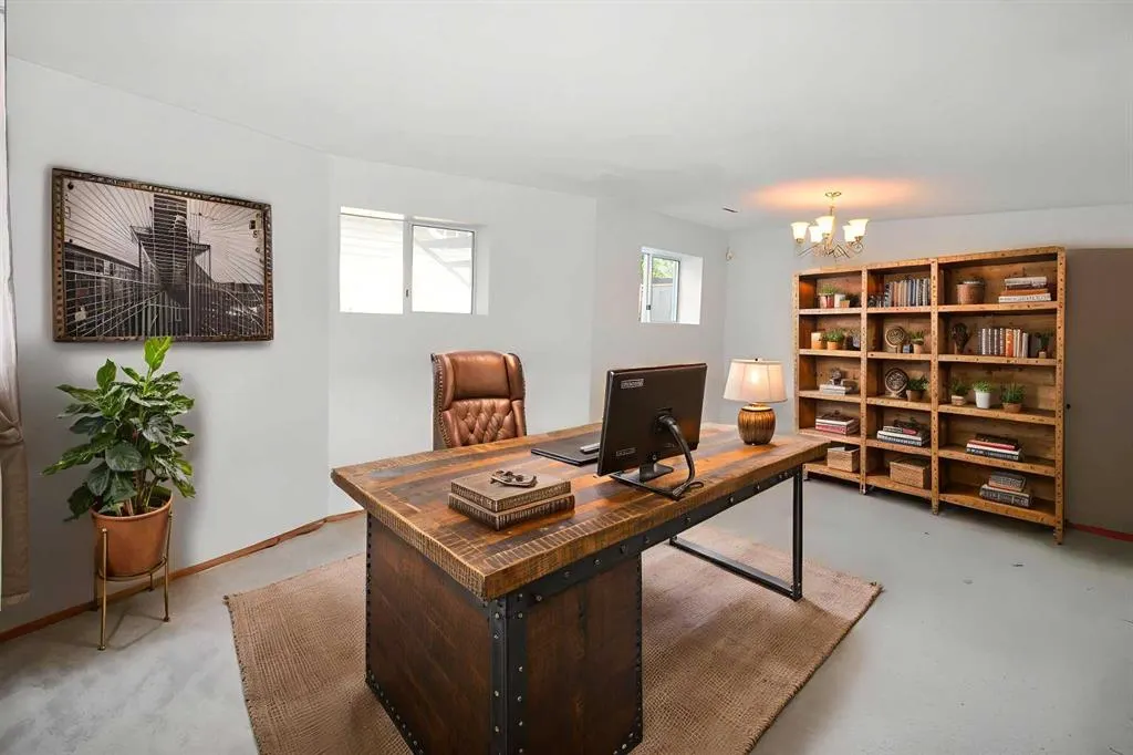 62 Parklane Drive