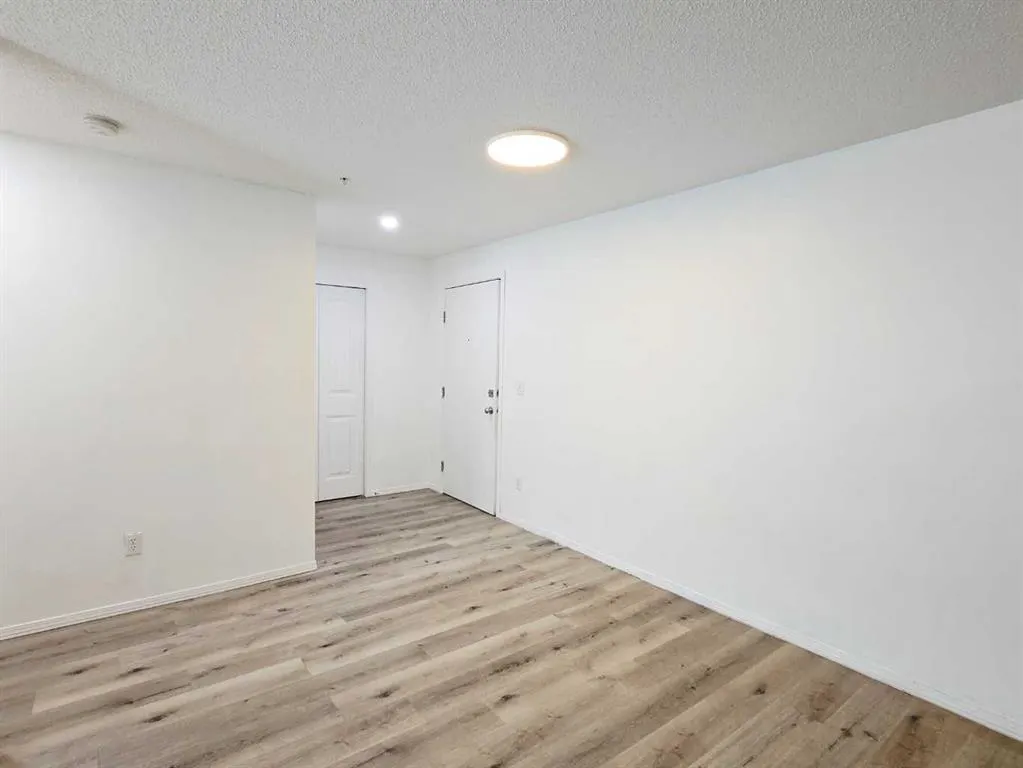 60 Panatella Street NW, #2218