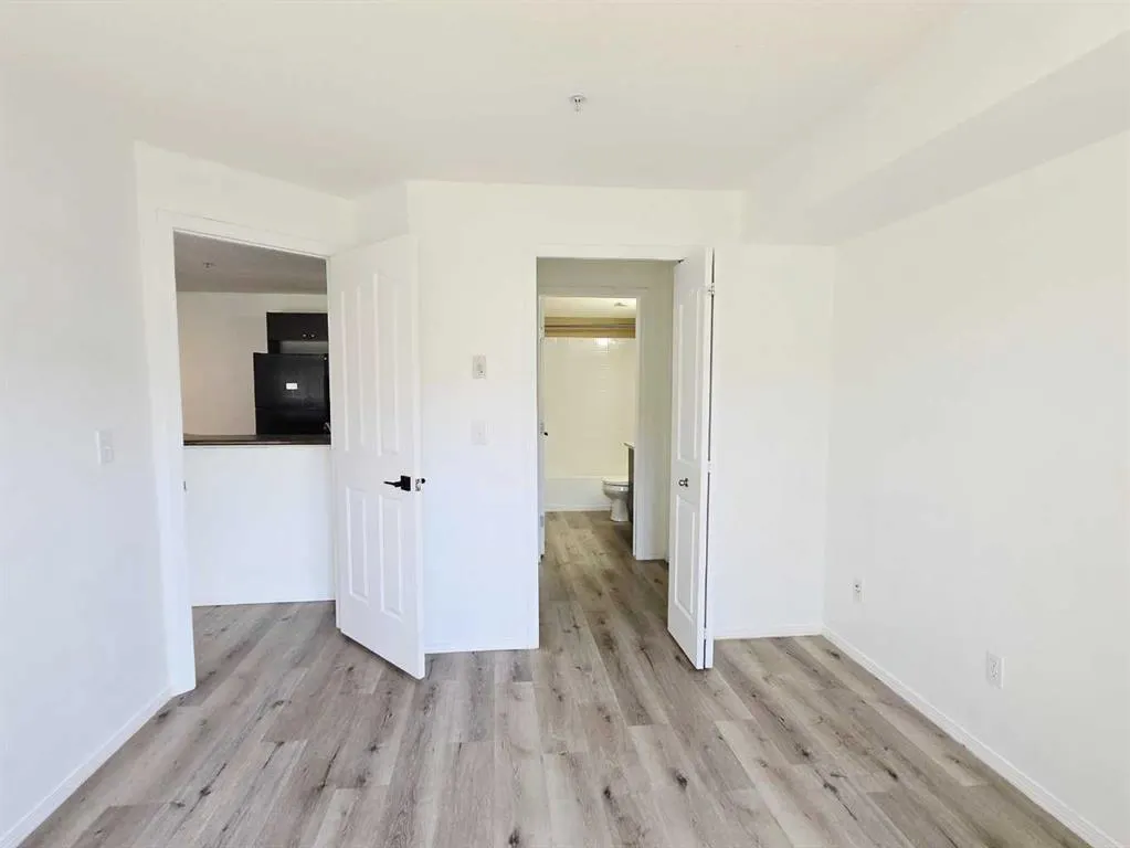 60 Panatella Street NW, #2218