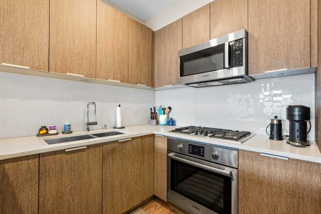 823 5 Avenue NW, #308