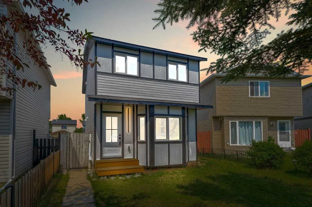 61 Martindale Court NE