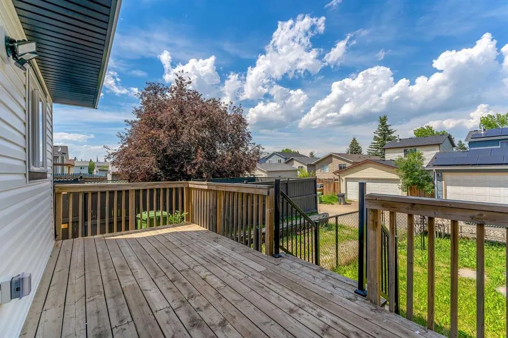 61 Martindale Court NE