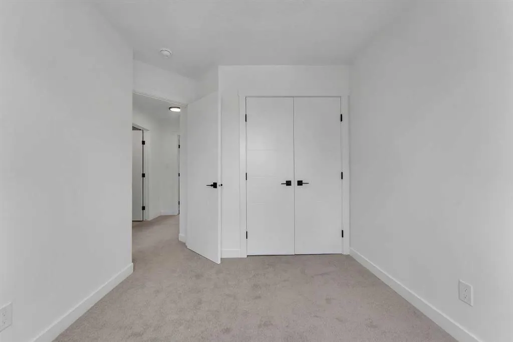 61 Martindale Court NE