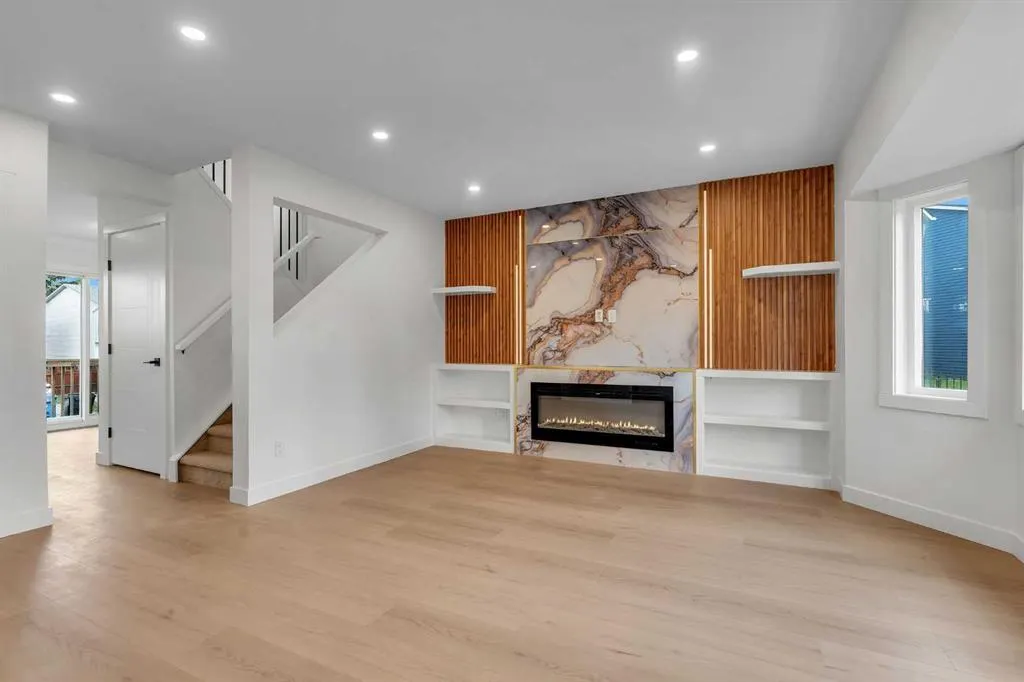 61 Martindale Court NE