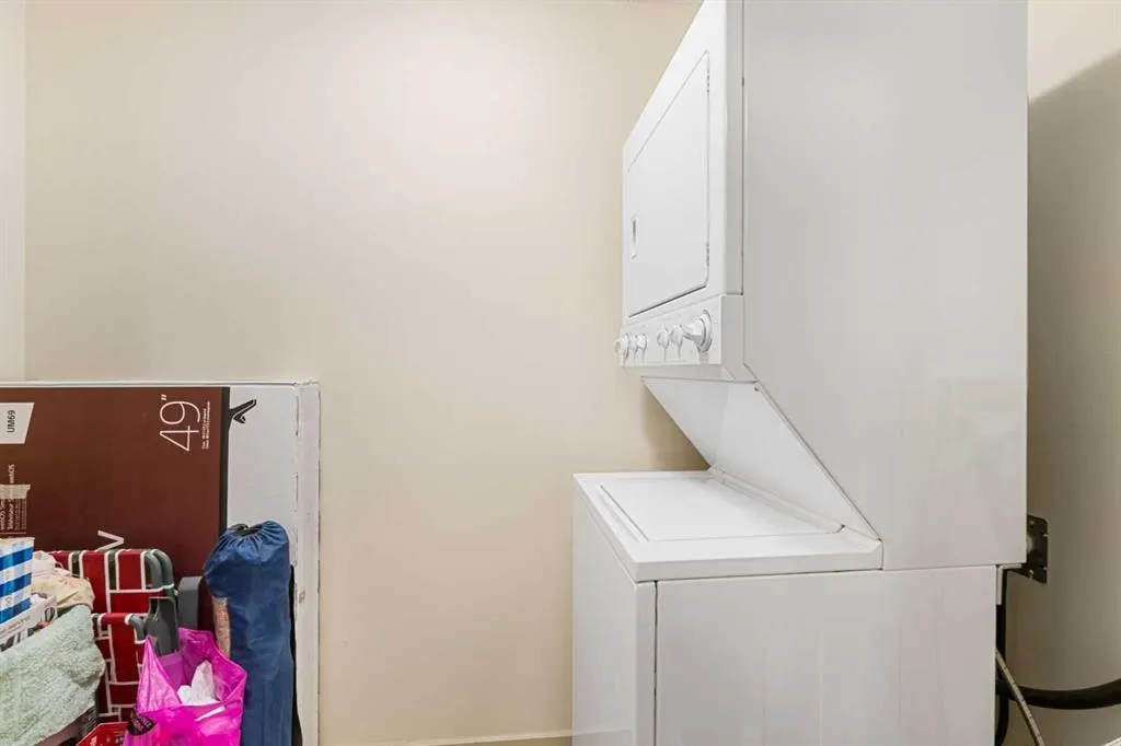 310 Mckenzie Towne Gate SE, #1309