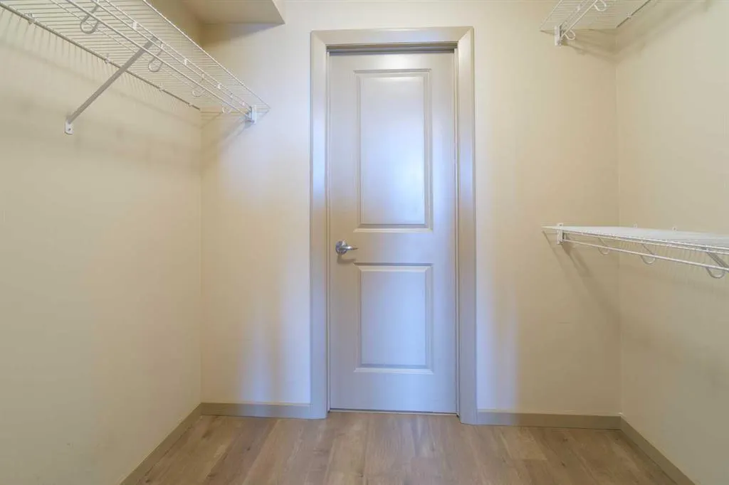310 Mckenzie Towne Gate SE, #1309