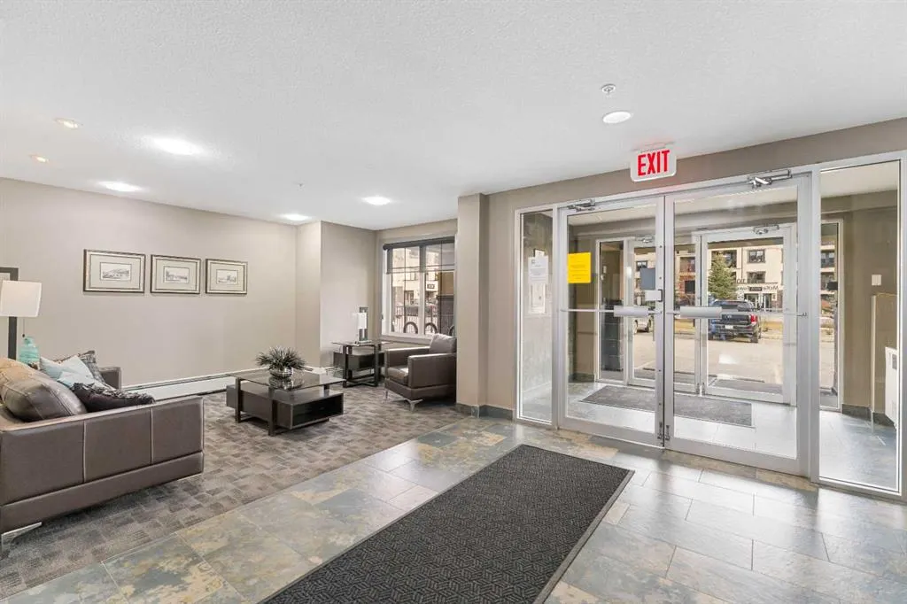 310 Mckenzie Towne Gate SE, #1309