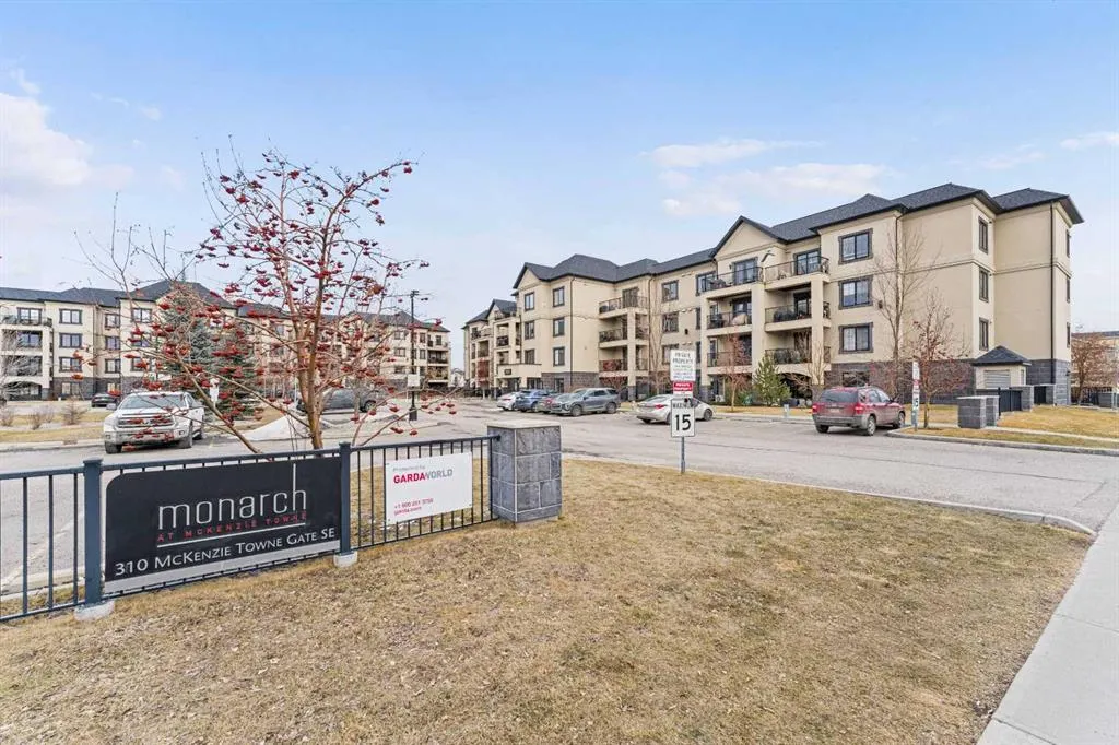 310 Mckenzie Towne Gate SE, #1309