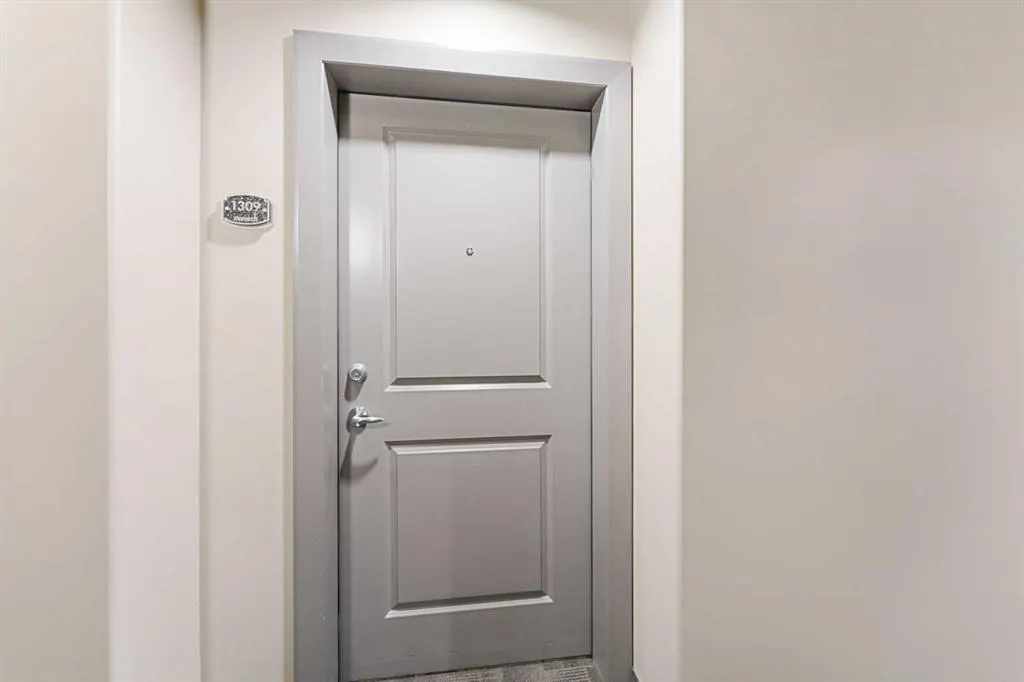 310 Mckenzie Towne Gate SE, #1309
