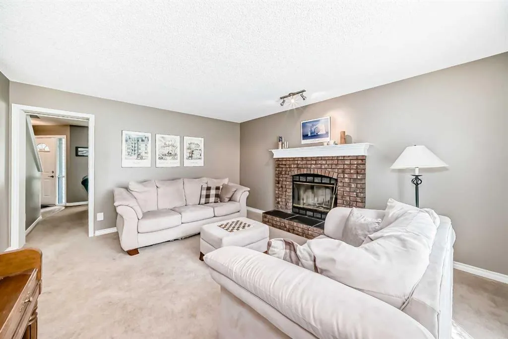 13 Riverview Circle