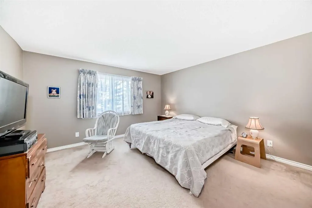 13 Riverview Circle