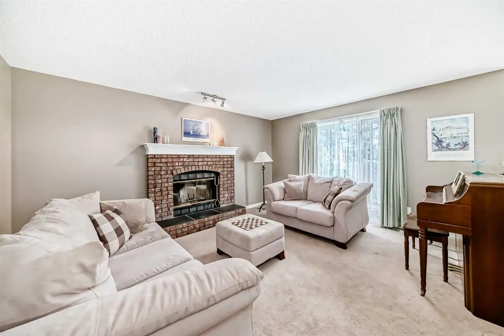 13 Riverview Circle