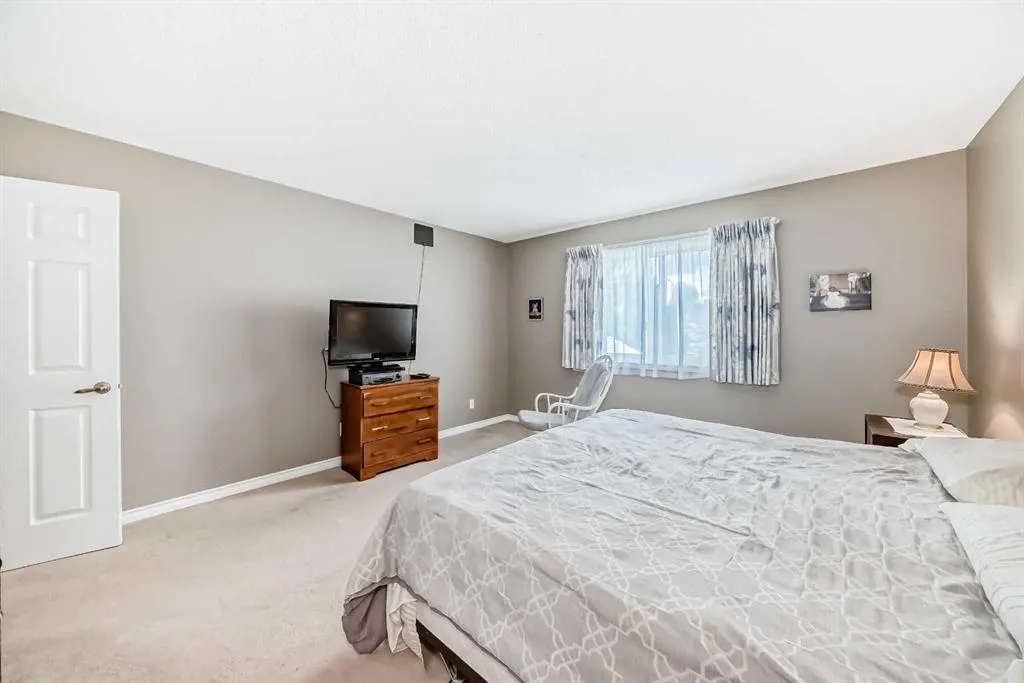 13 Riverview Circle