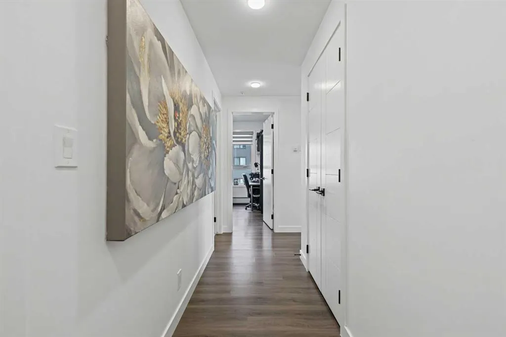 350 Livingston Common NE, #1215