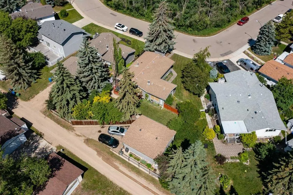 19 Oyen Crescent