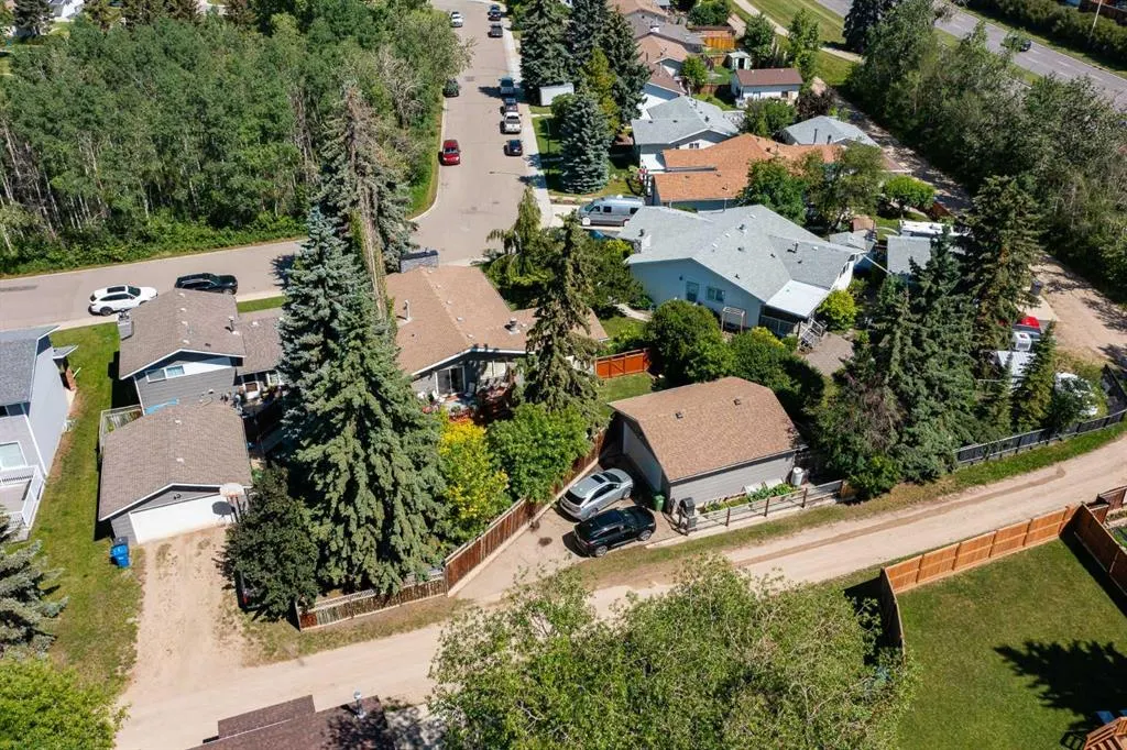 19 Oyen Crescent