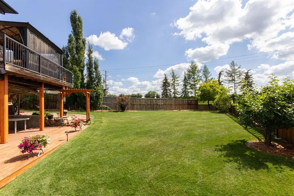 152 Iverson Close
