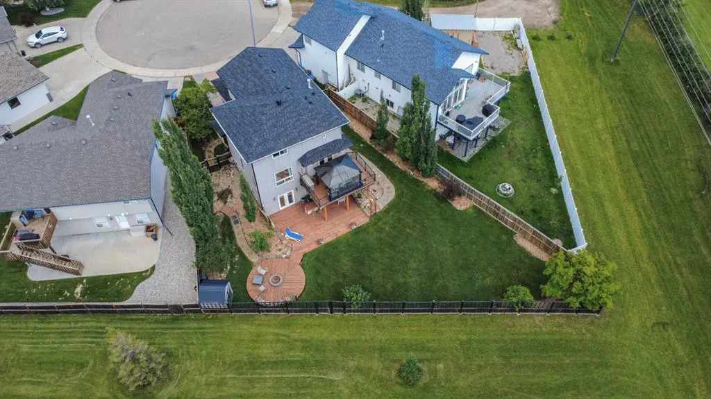 152 Iverson Close