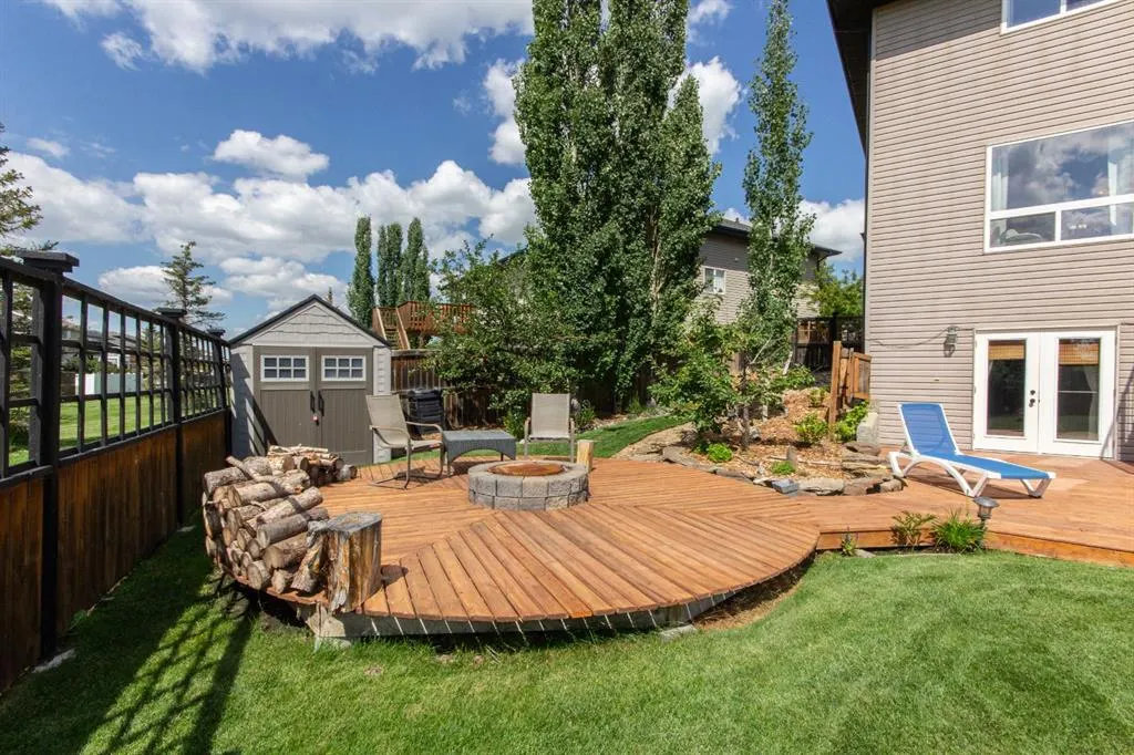 152 Iverson Close
