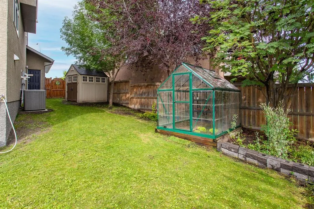 131 Isherwood Close